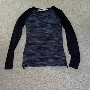 Long sleeve swim top